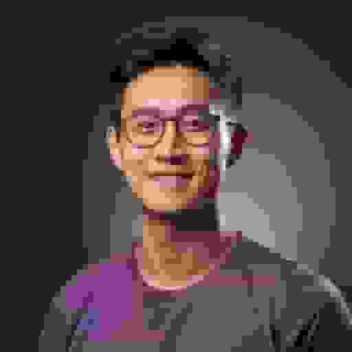Where to get realisitc AI headshots? Find out here