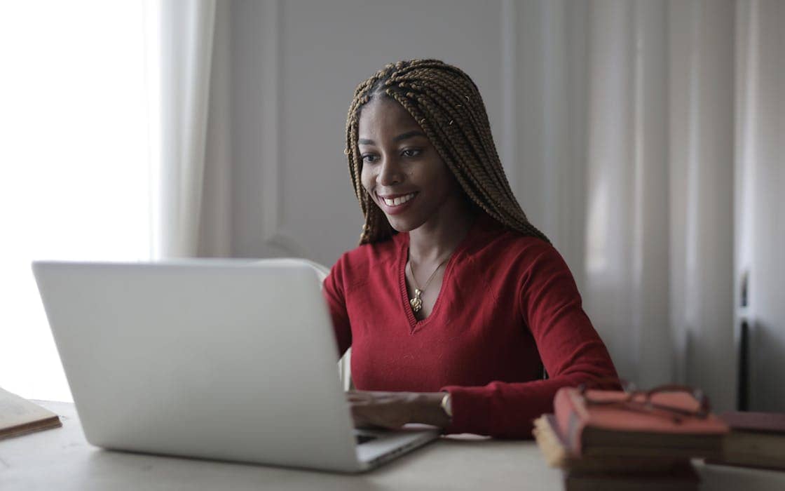 Tips for Capturing the Perfect Office Headshot